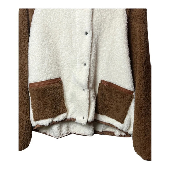 REVOLVE X PLUSH SHERPA COAT CREAM/BROWN IN COLOR SIZE XXL FULL ZIP/SNAPS BUTTONS - Picture 7 of 13